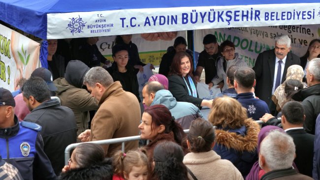 Başkan Çerçioğlu Buharkent’te Yerli Tohumlardan Üretilen Binlerce Fidenin Dağıtımı Yaptı