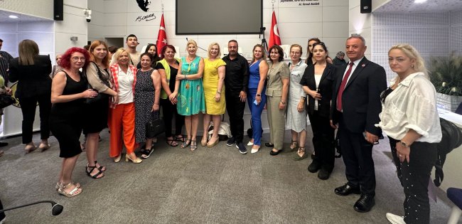 İZMİRTUMED Derneği'nden Uyarıcı Maddelere Karşı Büyük Mücadele