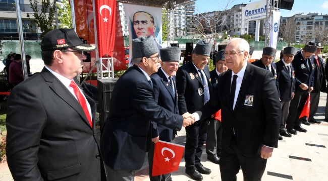 Karabağlar Çanakkale şehitlerini andı