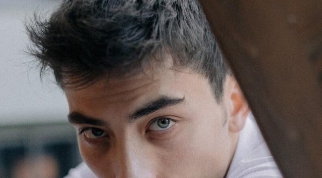 Kardeşlerim Sarp kimdir? Atakan Özkaya kaç yaşında? Atakan Özkaya hangi dizilerde oynadı?