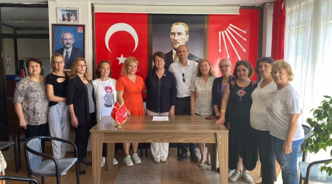 CUMHURİYET HALK PARTİSİ KADIN KOLLARI'NIN OKULLARDA ÜCRETSİZ ÖĞÜN VERİLMEMESİNE İLİŞKİN BASIN AÇIKLAMASI