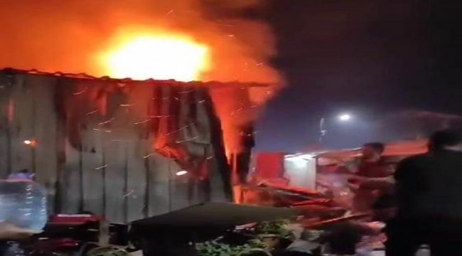 Hatay'daki konteyner kentte korkutan yangın