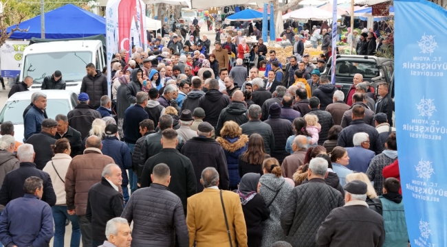 Başkan Çerçioğlu Buharkent'te Yerli Tohumlardan Üretilen Binlerce Fidenin Dağıtımı Yaptı