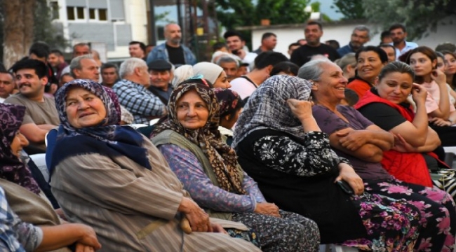 Torbalı'da Başkan Demir halk buluşmalarında vatandaşları dinledi