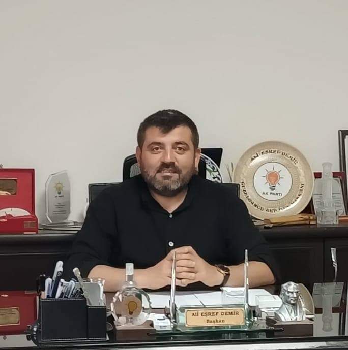 AK Parti Güzelbahçe İlçe Başkanı Ali Eşref Demir'den basın açıklama