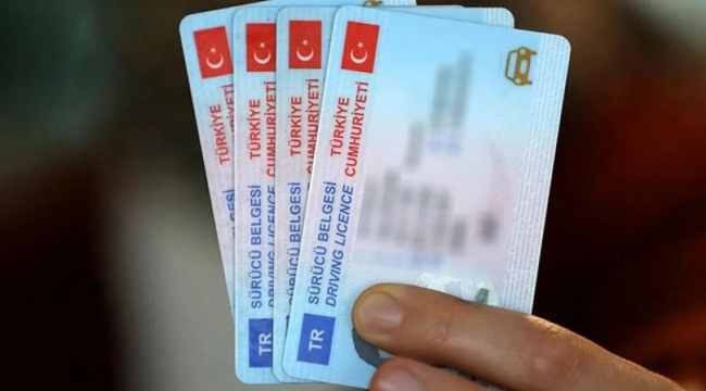 Eski tip ehliyetlerin yenilenme süresi uzatıldı