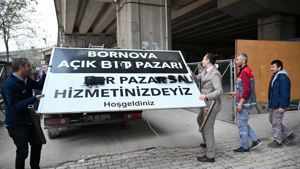 Bornova’da viyadükaltı pazaryerine düzenleme: "Bit Pazarı" taşınıyor