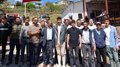 Gördes Köseler Geleneksel Köy Hayrına Yoğun Katılım Oldu