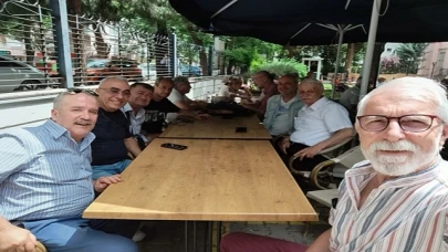 Yapı Ressamları ve Haritacılar 42 Yıl Sonra Bir Araya Geldi