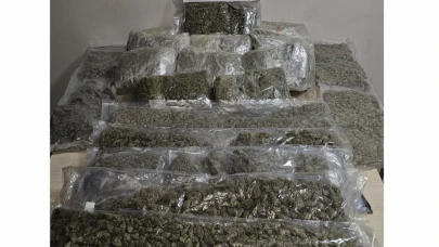 Bornova’da Polis Uygulamasında 18 Kilo Uyuşturucu Ele Geçirildi
