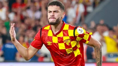 Romulo, Göztepe'de rekor peşinde