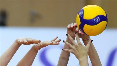 Karşıyaka filesinde çifte imza