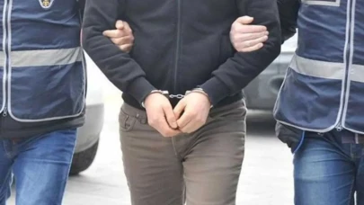 Sahte kimlikli firari yakayı ele verdi!