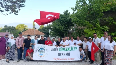 GEDİZ GÜRLEK KÖYÜ, KEŞKEK ŞENLİĞİNDE BİR ARAYA GELDİ, “TAŞ OCAĞI KAPATILSIN” YÜRÜYÜŞÜ YAPTI