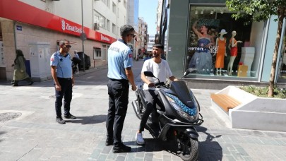 Yaya yollarında scooter ve motora geçit yok
