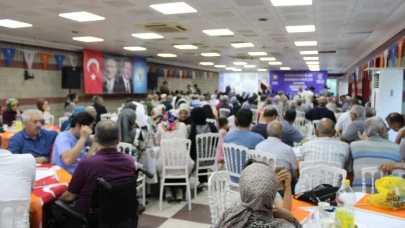 AK Parti Kemalpaşa'da Genişletilmiş İlçe Danışma Meclisi Toplantısı Gerçekleştirildi