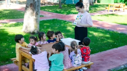 Güzelbahçe'den çocuklara yaz kampı hediyesi