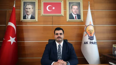 “ÇEŞME’NİN İÇME SUYU İÇİN GECE GÜNDÜZ ÇALIŞAN TEK KURUM DSİ’DİR”