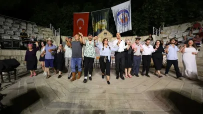 İlmik İlmik'e Selçuk’ta büyük beğeni