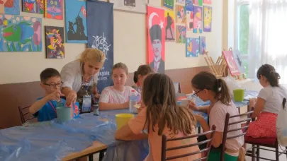 Başkan Çerçioğlu’ndan yaz kurslarında çocuklara destek