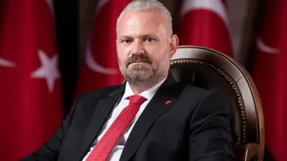 Pehlivan'dan Tugay'a 'çöp' çıkışı: Menemen'i cezalandırmaya çalışıyor