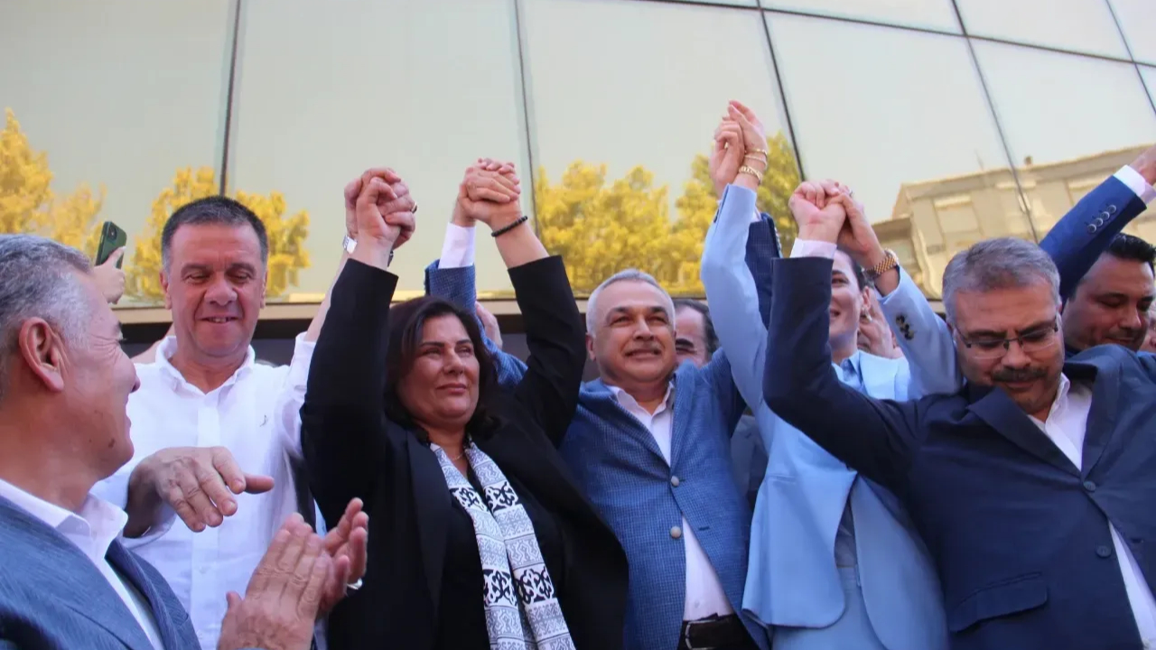 AK Parti’den Büyükşehire Çıkarma