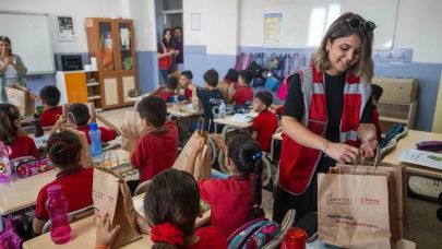 Bornova'dan öğrencilere yemek desteği!