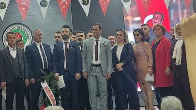 Adalet Çağrı Partisi Kurultayı Tek Aday Olarak A. Kadir Papağan Aldı.