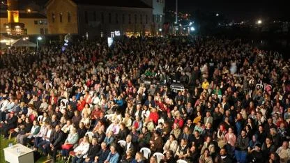 20. Ayvalık Uluslararası Zeytin Hasat ve Turizm Festivali’nde müzik dolu gece...