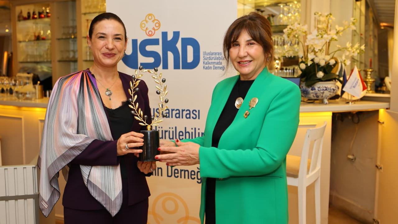 Başkan Sengel: “Efes Tarlası Yaşam Köyü Bir Cumhuriyet Projesidir”