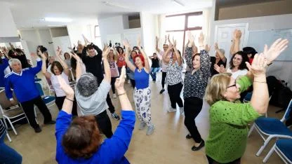 BEDENİN ŞİFASI KAHKAHA VE DANSLA GELDİ
