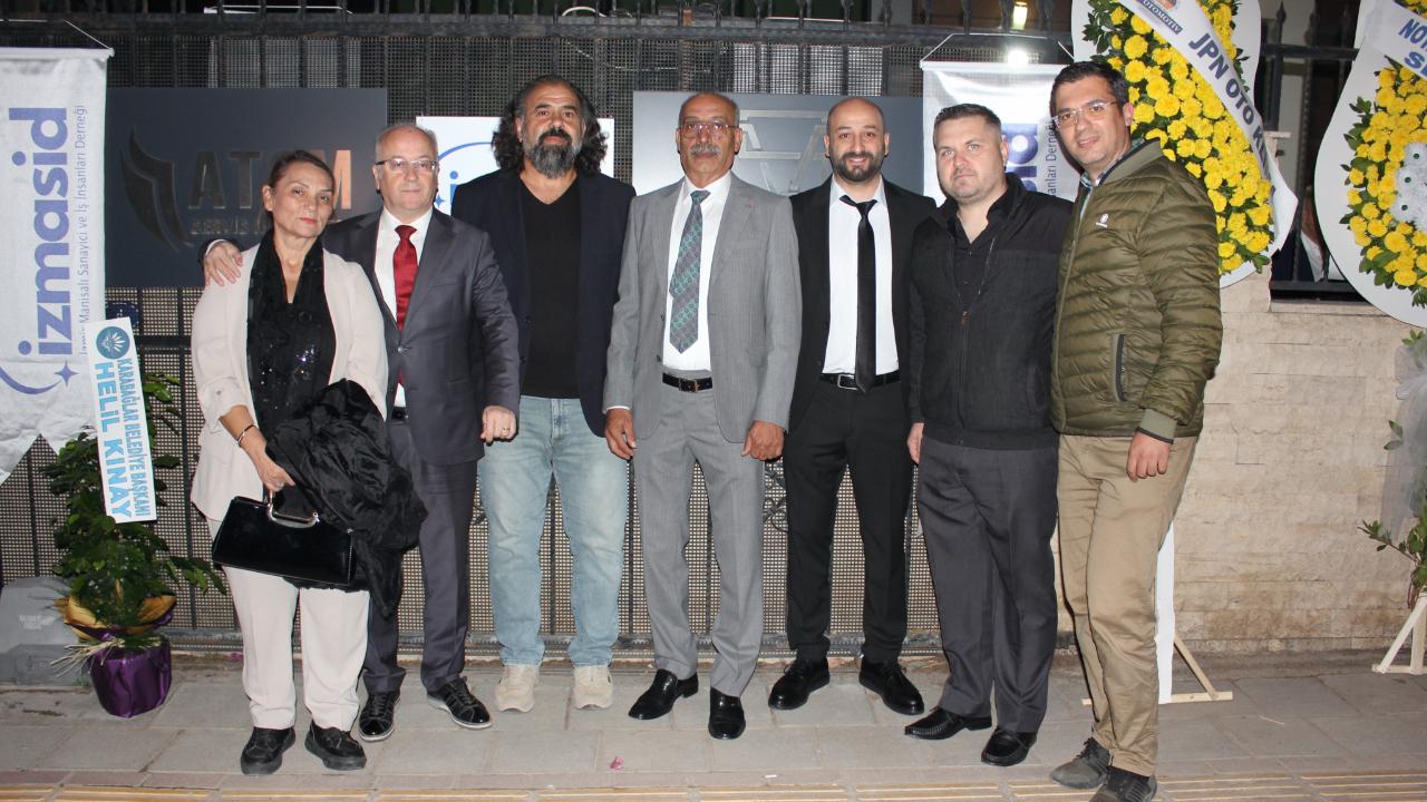 İZMASİD’ten “Sonbahara Merhaba” Kokteyli: Manisalı İş İnsanları İzmir’de Buluştu