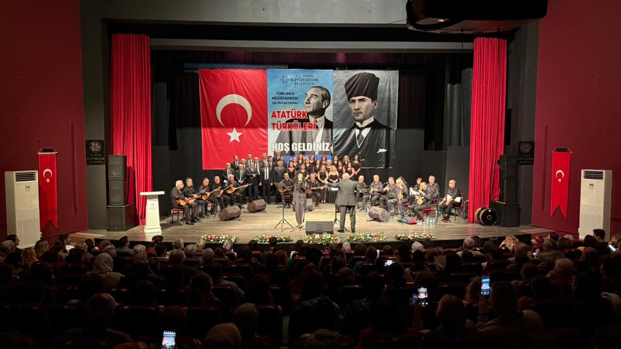 AYDIN BÜYÜKŞEHİR BELEDİYESİ, ULU ÖNDER GAZİ MUSTAFA KEMAL ATATÜRK’Ü TÜRKÜLERLE ANDI