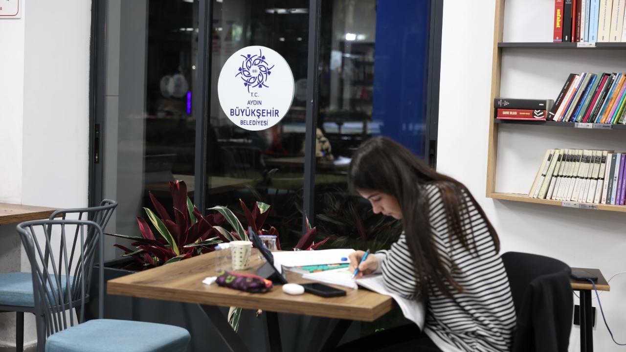AYDIN BÜYÜKŞEHİR BELEDİYESİ’NİN ÖĞRENCİLERE DESTEKLERİ DEVAM EDİYOR