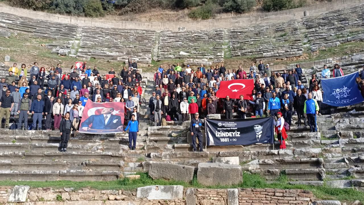 BAŞKAN ÇERÇİOĞLU, ATA’YA SAYGI DOĞA YÜRÜYÜŞÜ ETKİNLİĞİ DÜZENLEDİ