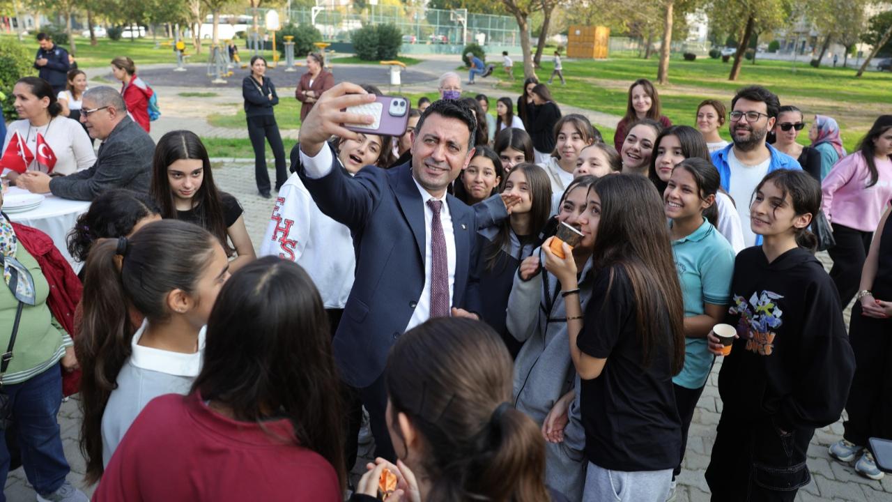 Bayraklı Belediyesinden eğitimde fırsat eşitliğine dijital destek