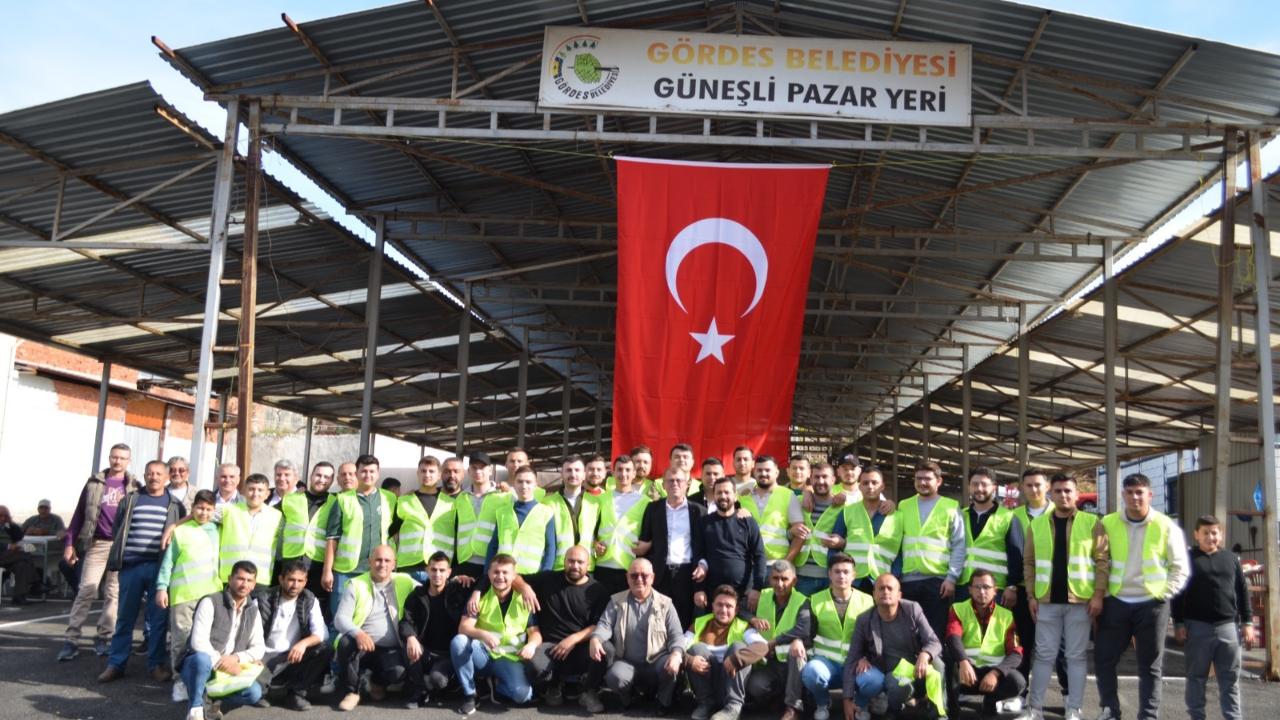 BİNLERCE KİŞİ GÖRDES GÜNEŞLİ’DE YAPILAN GÖNÜL SOFRASINDA BİRARAYA GELDİ