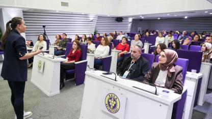 Buca Belediyesi’nden anlamlı adım: Çalışanlarına otizm farkındalık eğitimi verdi