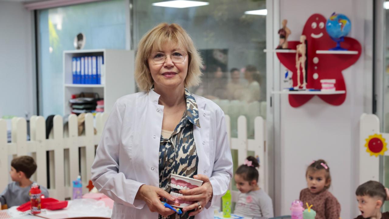 Buca Belediyesi’nden ilçenin miniklerine diş sağlığı eğitimi