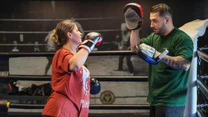 Bucalı kadınlar kick boks dersleriyle güçleniyor