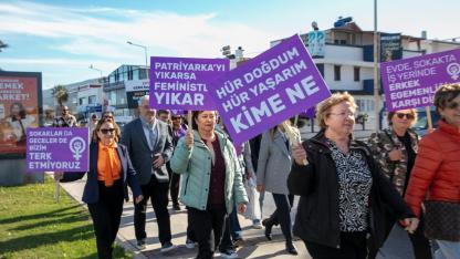 Güzelbahçe Kadına Şiddete Hayır Dedi