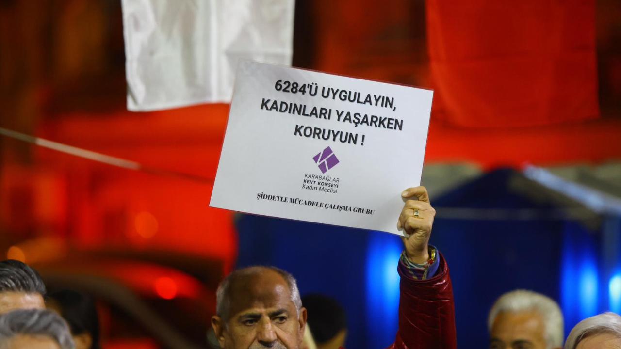 Karabağlar, Kadına Yönelik Şiddete Karşı Tek Ses Tek Yürek