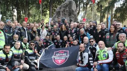 Karşıyaka’da anlamlı etkinlik: Üç vatan toprağı, Zübeyde Anne’nin huzurunda buluştu!