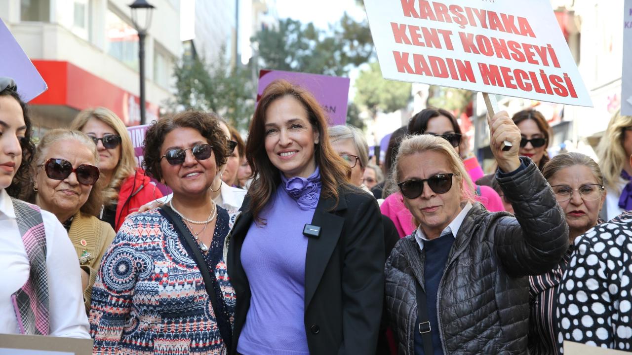 Karşıyaka’dan dayanışma çağrısı &quot; Şiddete karşı ses çıkar!&quot;