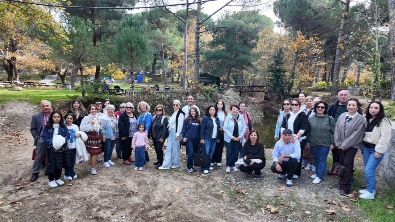Menderes Belediyesi Öğretmenlerin Gezisini Düzenledi