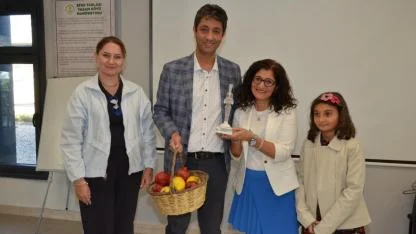 ÜRETİCİ PAZARINDA GERİ DÖNÜŞÜM HAFTASI