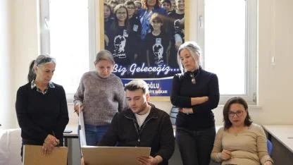 BAŞKAN ÇERÇİOĞLU İLE BÜYÜKŞEHİR BELEDİYESİ KÜLTÜR MERKEZLERİ’NDE SANAT HER YAŞA ULAŞIYOR