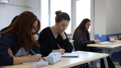 BAŞKAN ÇERÇİOĞLU MEMUR ADAYLARININ YANINDA