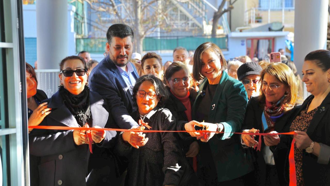 Karabağlar ’da Bir Günde İki Açılış