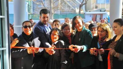 Karabağlar ’da Bir Günde İki Açılış